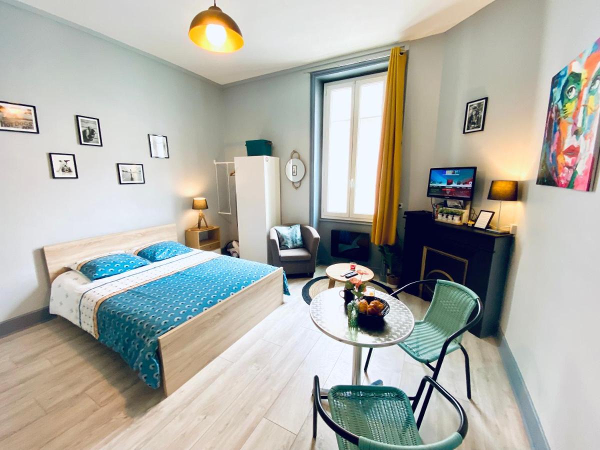 Studio Cosy Avec Jardin Roanne Exterior photo