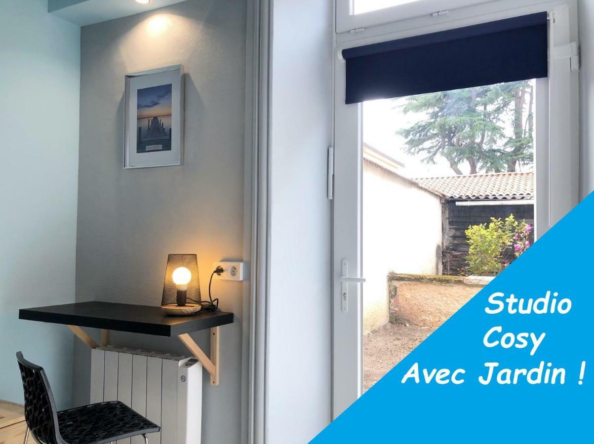 Studio Cosy Avec Jardin Roanne Exterior photo