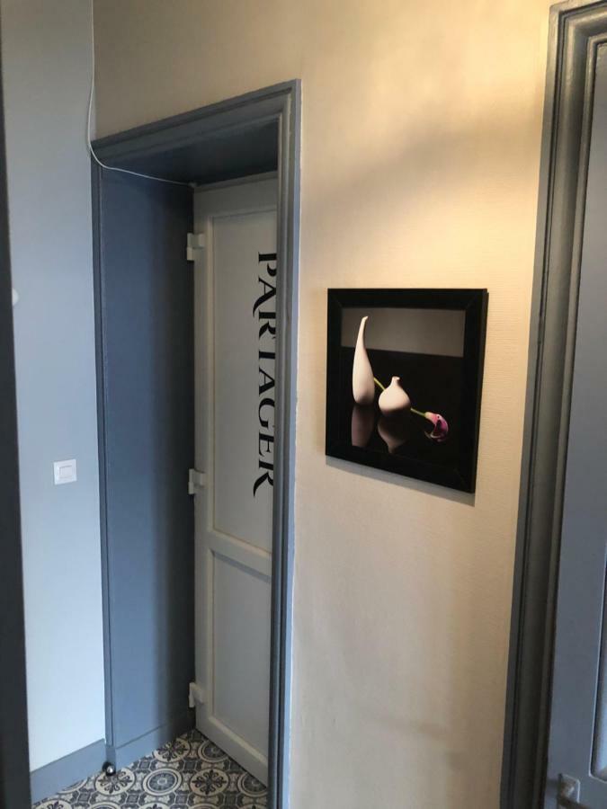 Studio Cosy Avec Jardin Roanne Exterior photo